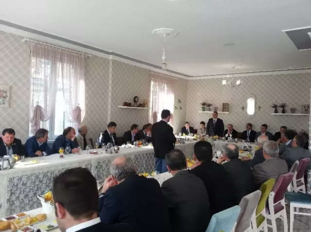 Hacıeyüpoğlu: Artık Muhalefet de AK Parti'yi Alkışlıyor Hacıeyüpoğlu: Artık Muhalefet de AK Parti'yi Alkışlıyor