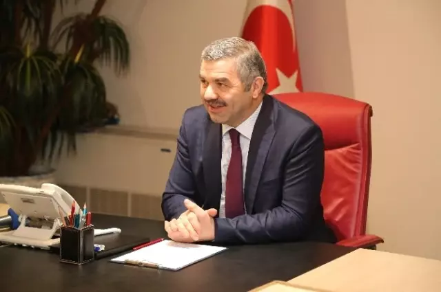 İlçelerde Yol ve Kilitli Parke Atağı