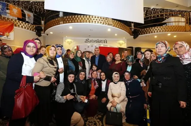 Adapazarı İlçe Kadın Kolları Milletvekili Adayları Tanıtım Toplantısı Gerçekleşti Adapazarı İlçe Kadın Kolları Milletvekili Adayları Tanıtım Toplantısı Gerçekleşti