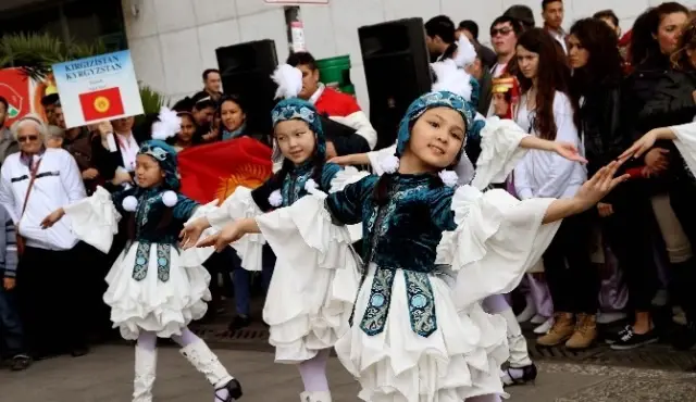 Uluslararası Çocuk Şenliğinde Çocuklar İzmir'de Buluşacak Uluslararası Çocuk Şenliğinde Çocuklar İzmir'de Buluşacak