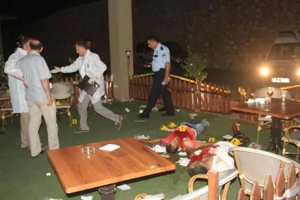 Orhangazi'de 2 Kişinin Öldüğü Kanlı Kafeterya Çatışmasına Tatbikat Orhangazi'de 2 Kişinin Öldüğü Kanlı Kafeterya Çatışmasına Tatbikat