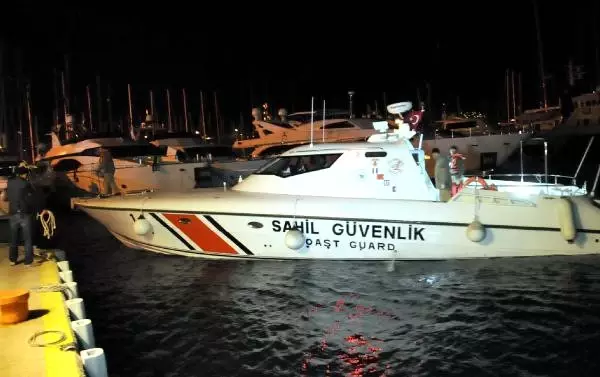 Bodrum'da Batan Kaçak Göçmen Teknesi Ardından Yürek Burkan Ağlama