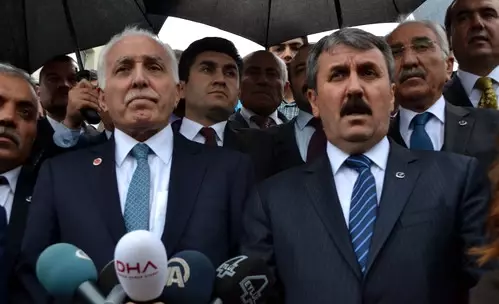 Yazıcıoğlu'nun Özel Kalemi Köksal: Kazadan Sonra Eşyalar Toplandı Yazıcıoğlu'nun Özel Kalemi Köksal: Kazadan Sonra Eşyalar Toplandı