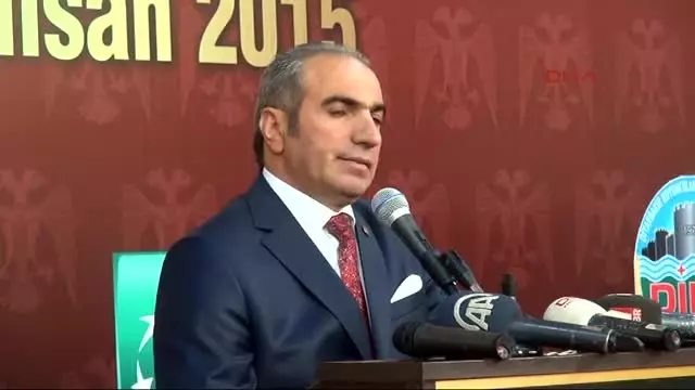 Diyarbakır'da İlk Kez Mücevher Fuarı Açıldı, Sıkı Güvenlik Önlemleri Alındı Diyarbakır'da İlk Kez Mücevher Fuarı Açıldı, Sıkı Güvenlik Önlemleri Alındı