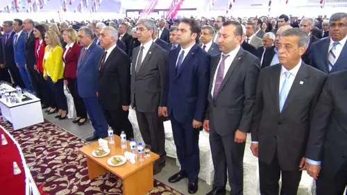 Gaziantep'teki Aday Tanıtım Toplantısında Kılıçdaroğlu Sürprizi Gaziantep'teki Aday Tanıtım Toplantısında Kılıçdaroğlu Sürprizi