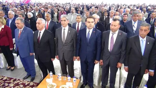Gaziantep'teki Aday Tanıtım Toplantısında Kılıçdaroğlu Sürprizi Gaziantep'teki Aday Tanıtım Toplantısında Kılıçdaroğlu Sürprizi