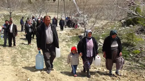 Gündüzler Köyünün 80 Yıllık İçme Suyu Hasreti Sonu Erdi