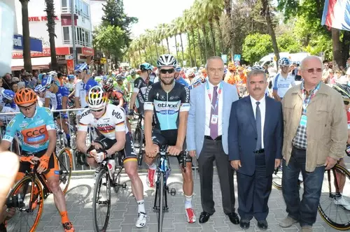 Cumhurbaşkanlığı Bisiklet Turu'nun Fethiye-Marmaris Etabı Başladı Cumhurbaşkanlığı Bisiklet Turu'nun Fethiye-Marmaris Etabı Başladı