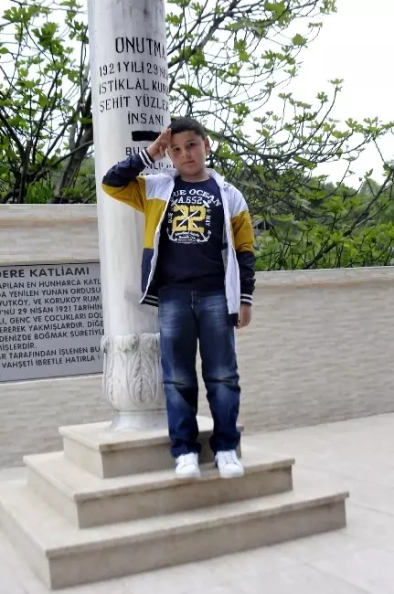 Soykırım Yalanına Yalova'dan Tokat Gibi Cevap Soykırım Yalanına Yalova'dan Tokat Gibi Cevap