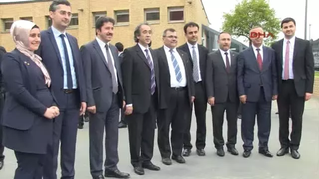 Başbakan Davutoğlu, Düsseldorf Başkonsolosluğu'nun Yeni Hizmet Binasının Açılışını Yaptı Başbakan Davutoğlu, Düsseldorf Başkonsolosluğu'nun Yeni Hizmet Binasının Açılışını Yaptı