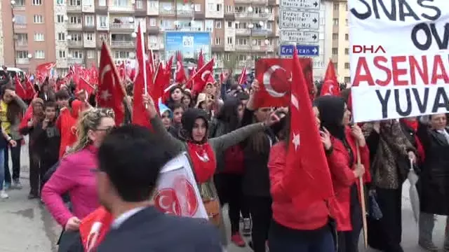 Sivas'ta 3 Mayıs Türkçülük Günü Yürüyüşü