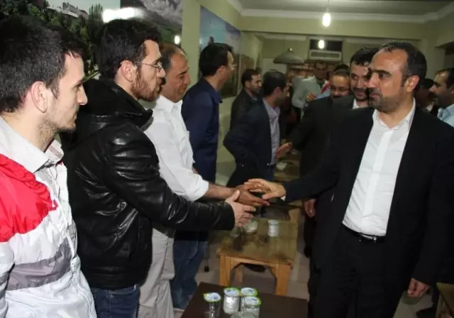 AK Parti Diyarbakır Milletvekili Cuma İçten: 'Kürt Sorunu Yoktur' AK Parti Diyarbakır Milletvekili Cuma İçten: 'Kürt Sorunu Yoktur'