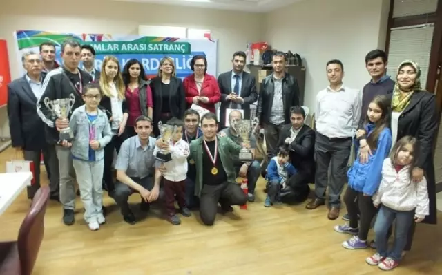 Güngören Belediyesi Personeli Yarıştı Güngören Belediyesi Personeli Yarıştı