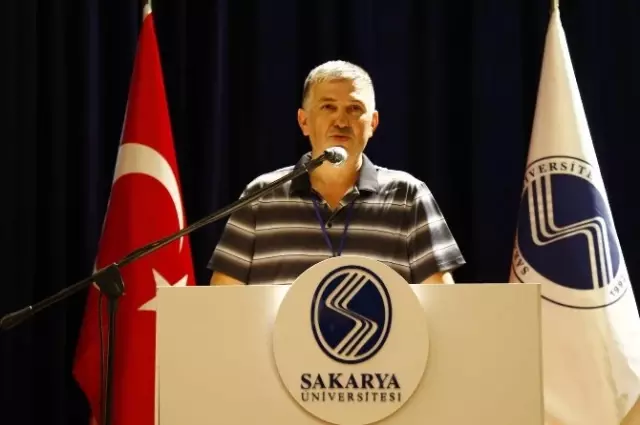 Sakarya Büyükşehir Belediye Başkanı: Halka Hizmet Etme Niyetleri Yok Sakarya Büyükşehir Belediye Başkanı: Halka Hizmet Etme Niyetleri Yok