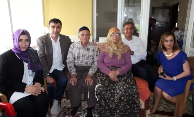 AK Parti'li Sena Nur Çelik, Anneler Günü Programına Katıldı