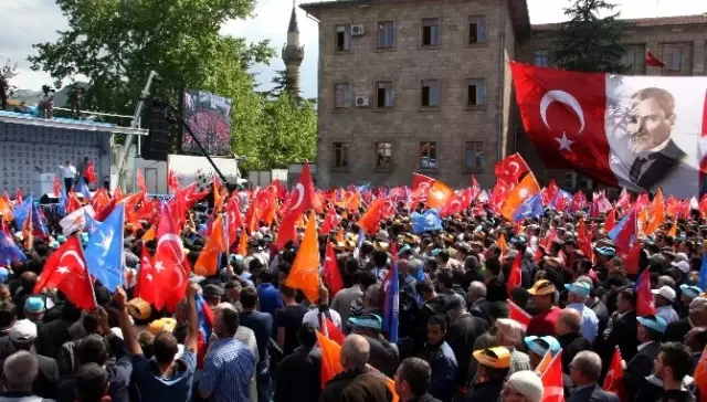Başbakan Davutoğlu Isparta'da (1) Başbakan Davutoğlu Isparta'da (1)