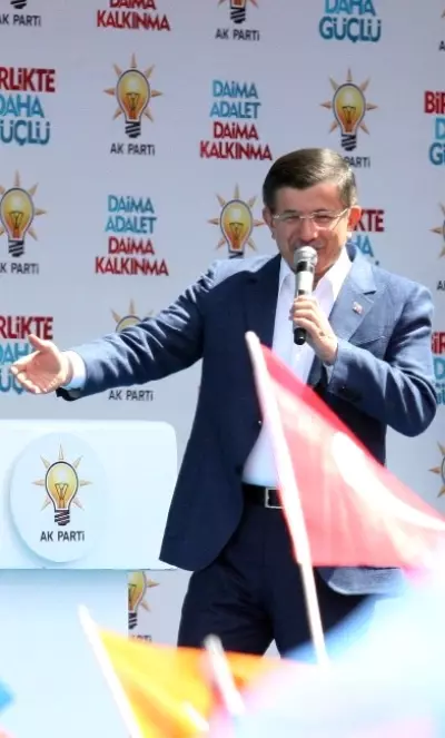 Başbakan Davutoğlu Isparta'da (1) Başbakan Davutoğlu Isparta'da (1)