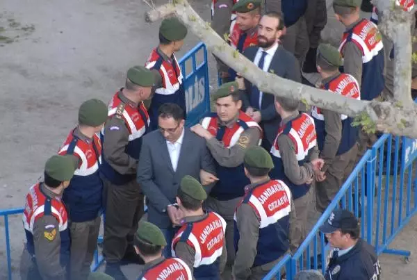 Soma'da 301 Madencinin Can Verdiği Madende Yok Denilen Yüzlerce Sayfalık 'Topçu Defteri' Ortaya... Soma'da 301 Madencinin Can Verdiği Madende Yok Denilen Yüzlerce Sayfalık 'Topçu Defteri' Ortaya...