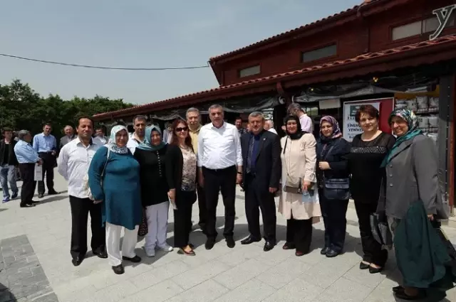 Başkan Toçoğlu Yenikent Sakinleri ile Buluştu Başkan Toçoğlu Yenikent Sakinleri ile Buluştu