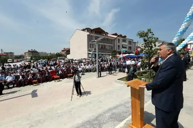 Başkan Zeki Toçoğlu: 'Kaynarca Kültür Merkezi Hayırlı Olsun' Başkan Zeki Toçoğlu: 'Kaynarca Kültür Merkezi Hayırlı Olsun'