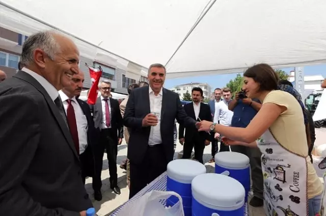 Başkan Zeki Toçoğlu: 'Kaynarca Kültür Merkezi Hayırlı Olsun' Başkan Zeki Toçoğlu: 'Kaynarca Kültür Merkezi Hayırlı Olsun'