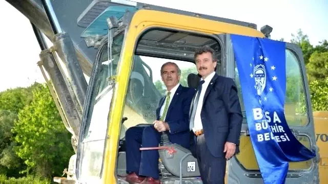 Büyükşehirden Yenişehir'e Hizmet Yağmuru Büyükşehirden Yenişehir'e Hizmet Yağmuru