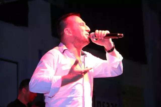 Fetih Şöleni'nde Ahmet Şafak Sahne Aldı