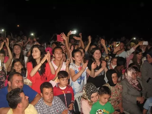 Yusuf Güney Tokat'ta Hayranlarını Coşturdu