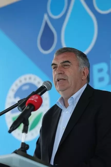 Doğu Bölge Sulama Projesi'nde Kanala Su Verildi Doğu Bölge Sulama Projesi'nde Kanala Su Verildi