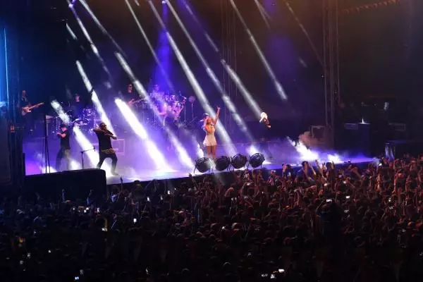 Hadise, Kırklareli'ni Coşturdu