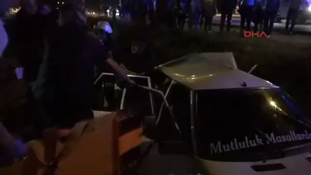 Çanakkale - İki Otomobil Çarpıştı: 6 Yaralı