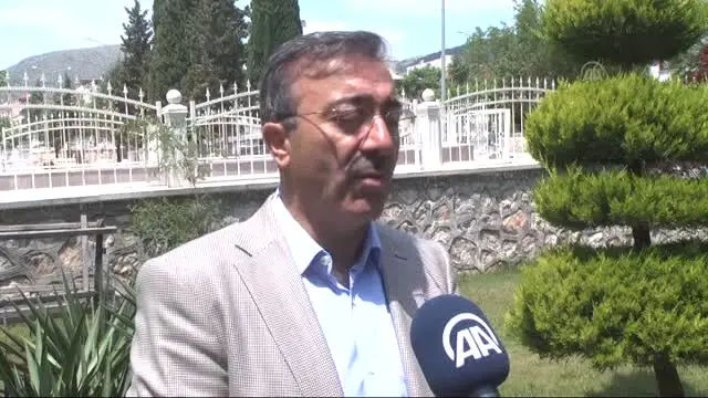Hdp ile Paralel Yapı İttifakı Akla Ziyan Bir Yaklaşım' Hdp ile Paralel Yapı İttifakı Akla Ziyan Bir Yaklaşım'