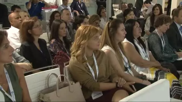 Cphı Istanbul 2015 İlaç Fuarı?nda, Küba?da Geliştirilen Kanser Aşıları Konuşuldu? Cphı Istanbul 2015 İlaç Fuarı?nda, Küba?da Geliştirilen Kanser Aşıları Konuşuldu?