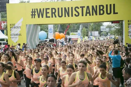 Nike Women's 5k İstanbul'da Buluştu Nike Women's 5k İstanbul'da Buluştu