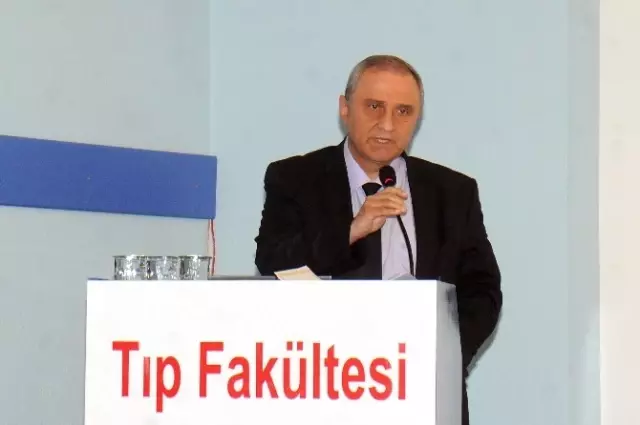 Tıp Öğrencilerine 'İşaret Dili' Eğitimi Tıp Öğrencilerine 'İşaret Dili' Eğitimi