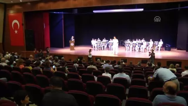 Mersin'de Ertuğrul Fırkateyni Şehitleri Anıldı Mersin'de Ertuğrul Fırkateyni Şehitleri Anıldı