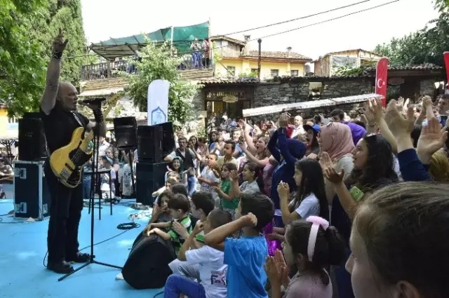 Yıldırım'da 'Ahududu' Coşkusu Yıldırım'da 'Ahududu' Coşkusu