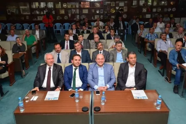 Kütahya'da Muhtarlara Yeni Başkan Kütahya'da Muhtarlara Yeni Başkan