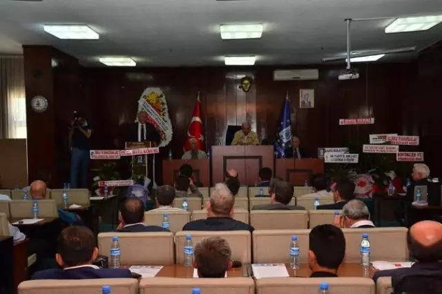 Kütahya'da Muhtarlara Yeni Başkan Kütahya'da Muhtarlara Yeni Başkan