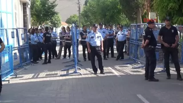 Soma'da 301 Madencinin Can Verdiği Facianın Davasında, 45 Sanık, 52 Gün Sonra Tekrar Hakim... Soma'da 301 Madencinin Can Verdiği Facianın Davasında, 45 Sanık, 52 Gün Sonra Tekrar Hakim...