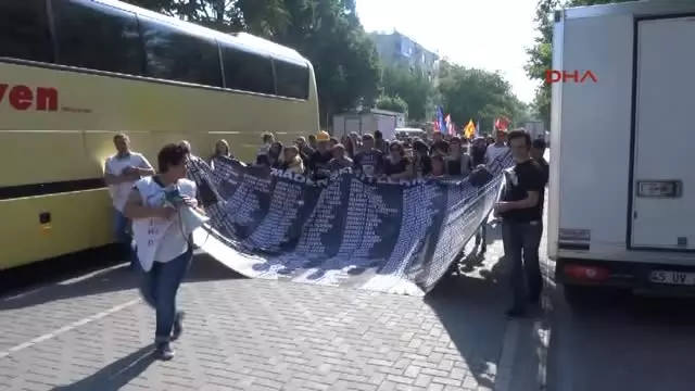Soma'da 301 Madencinin Can Verdiği Facia Davasında 45 Sanığın Yargılanmasına Devam Ediliyor Soma'da 301 Madencinin Can Verdiği Facia Davasında 45 Sanığın Yargılanmasına Devam Ediliyor