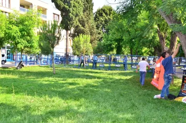 Soma'da 301 Madencinin Can Verdiği Facia Davası Yine Ertelendi Soma'da 301 Madencinin Can Verdiği Facia Davası Yine Ertelendi
