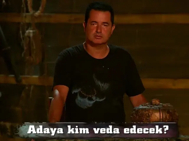 Survivor Allstar'a Bir İsim Daha Hayallerine Veda Etti Survivor Allstar'a Bir İsim Daha Hayallerine Veda Etti