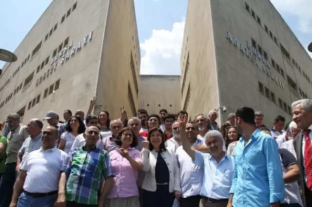 Bursa Milletvekilleri Mazbatalarını Aldı Bursa Milletvekilleri Mazbatalarını Aldı