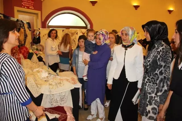 Halk Eğitim Merkezi Yıl Sonu Sergisini Açtı Halk Eğitim Merkezi Yıl Sonu Sergisini Açtı