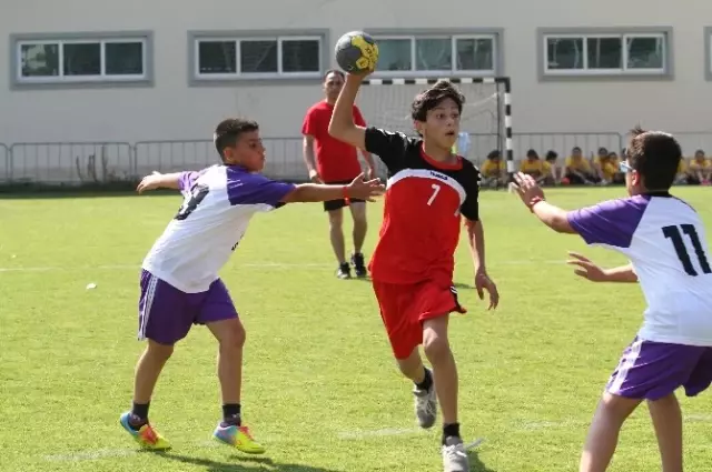 Alanya'da Hentbol Şenliği Başladı Alanya'da Hentbol Şenliği Başladı