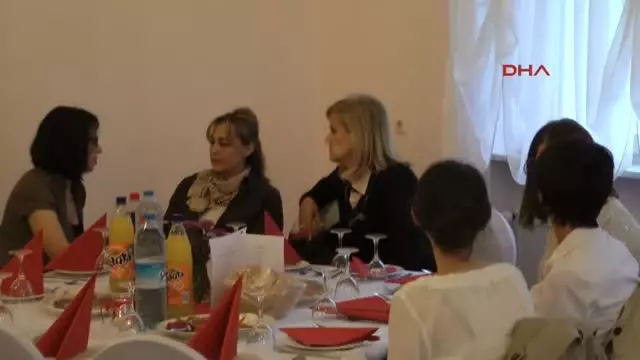 Nürnberg Spd Partisinden İftar Yemeği Nürnberg Spd Partisinden İftar Yemeği