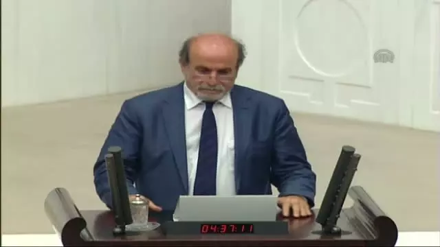 25. Dönem Milletvekilleri Yemin Ediyor