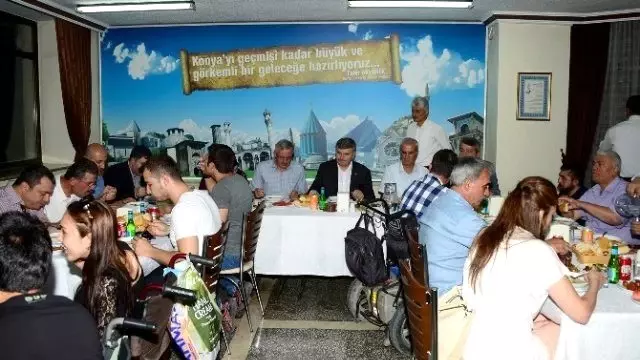 Başkan Akyürek Engellilerle İftarda Buluştu