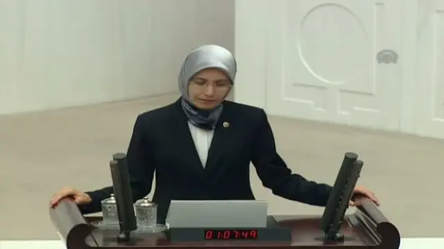Milletvekilleri Yemin Ediyor Milletvekilleri Yemin Ediyor